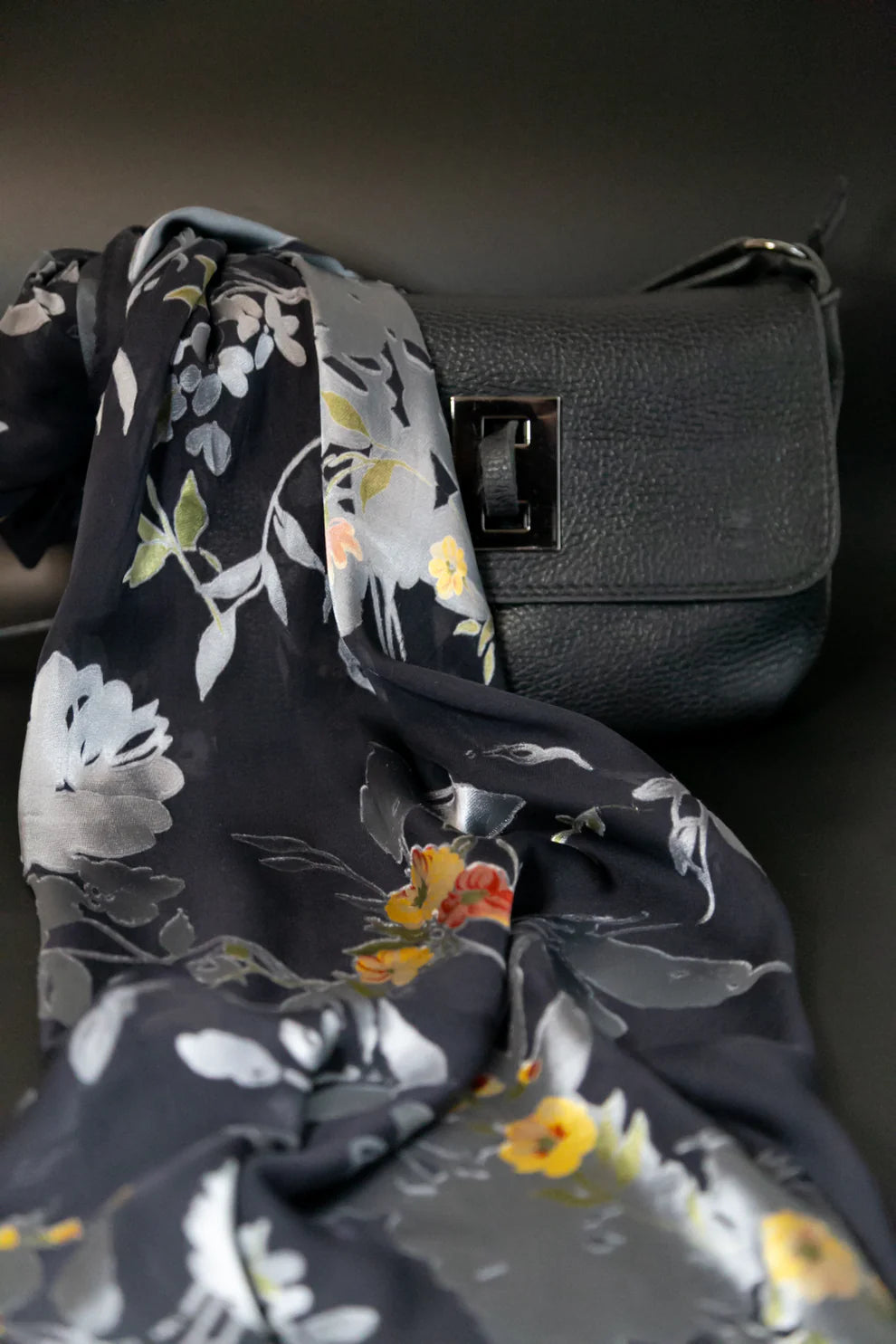 Lorenzo M Silk Blend Scarf - Floral