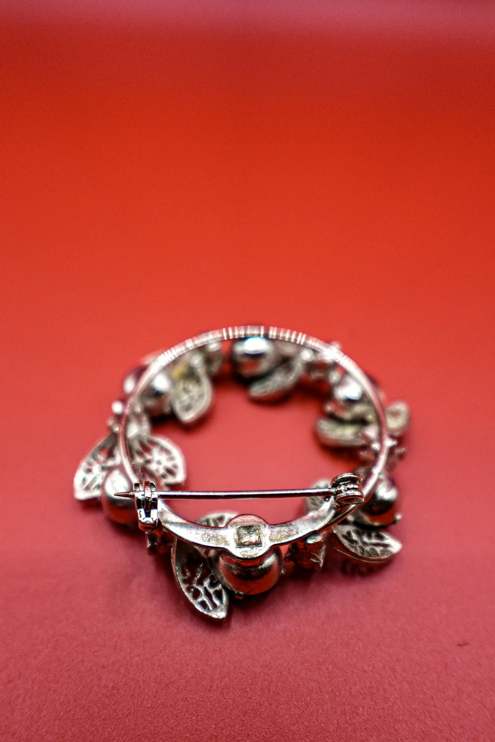 Vintage Green Crystal Wreath Brooch