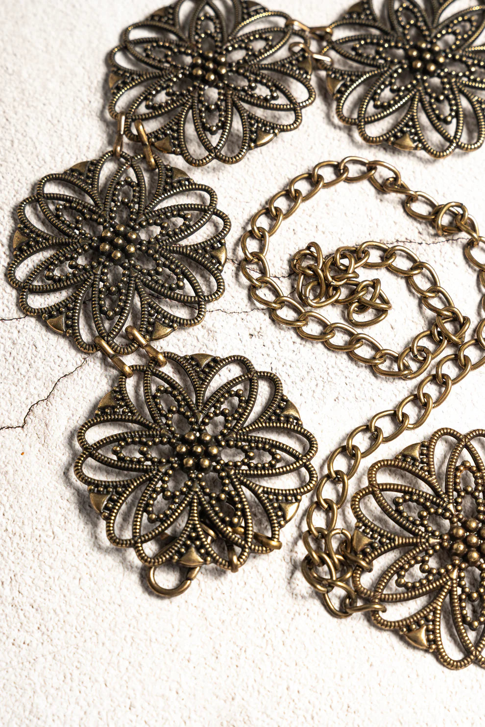 Metal Medallion Chain Belt – 1980s Vintage