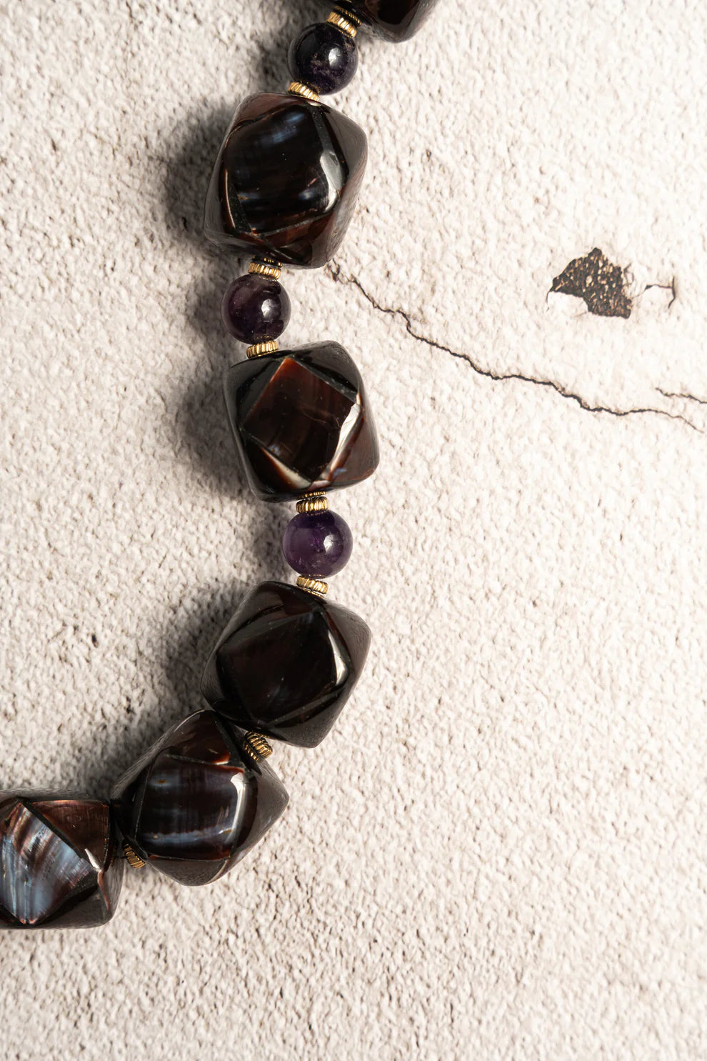 1980s Violet Mussel Shell Necklace - Handmade by Neva Burba