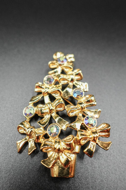 Vintage Avon-Marked Christmas Tree Brooch