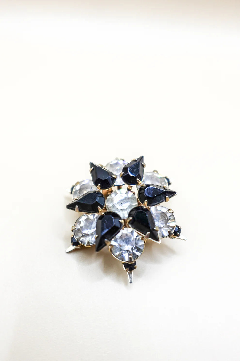 Vintage Black and Clear Crystal Starburst Brooch