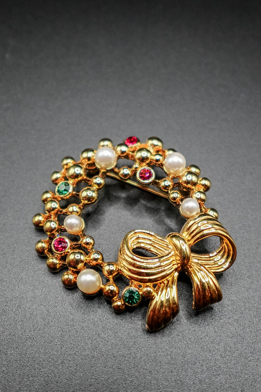 Vintage Trifari Gold-Tone Pearl and Crystal Wreath Brooch